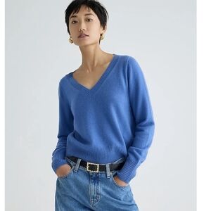 J. Crew Cashmere cropped V-neck sweater small blue